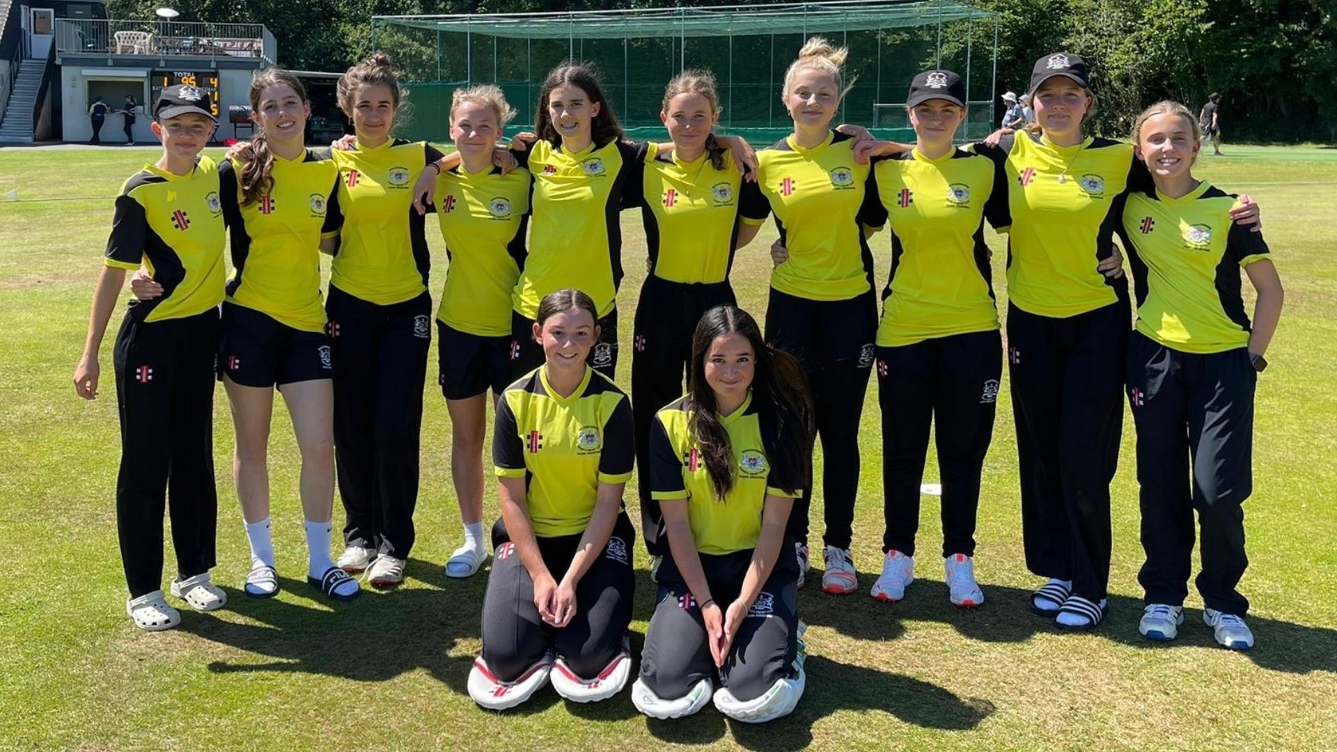 Glo Shire Girls U S End Devon S Winning Run Gloucestershire Cricket