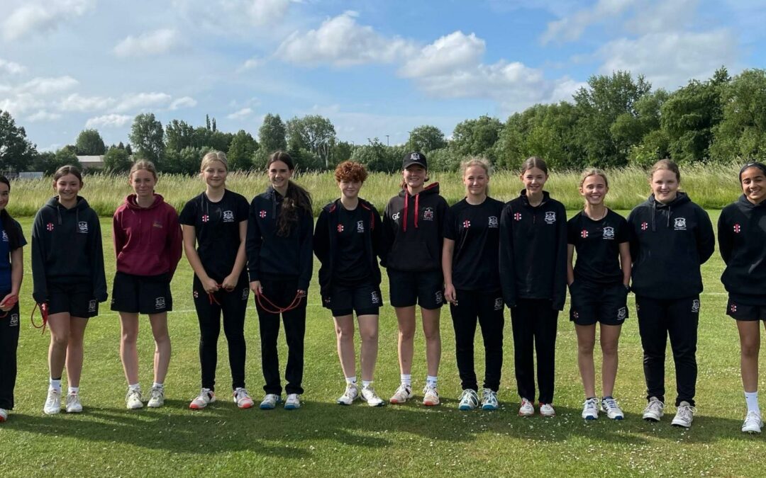 Gloucestershire Girls U15s enjoy 100-ball tournament