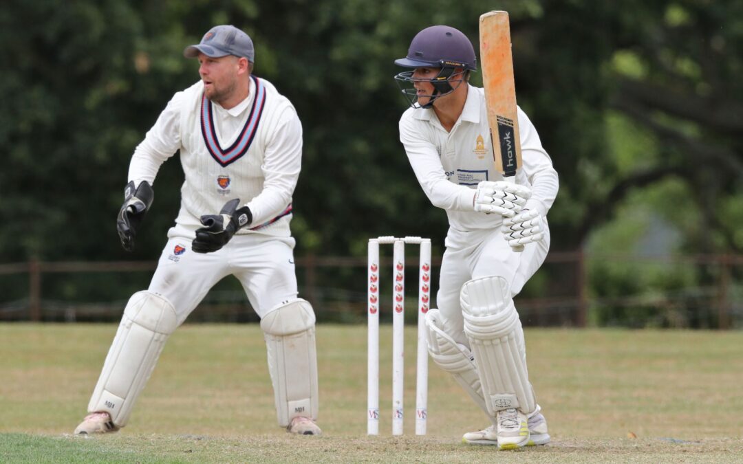 Dumbleton ease into the last four of the Voneus Village Cup