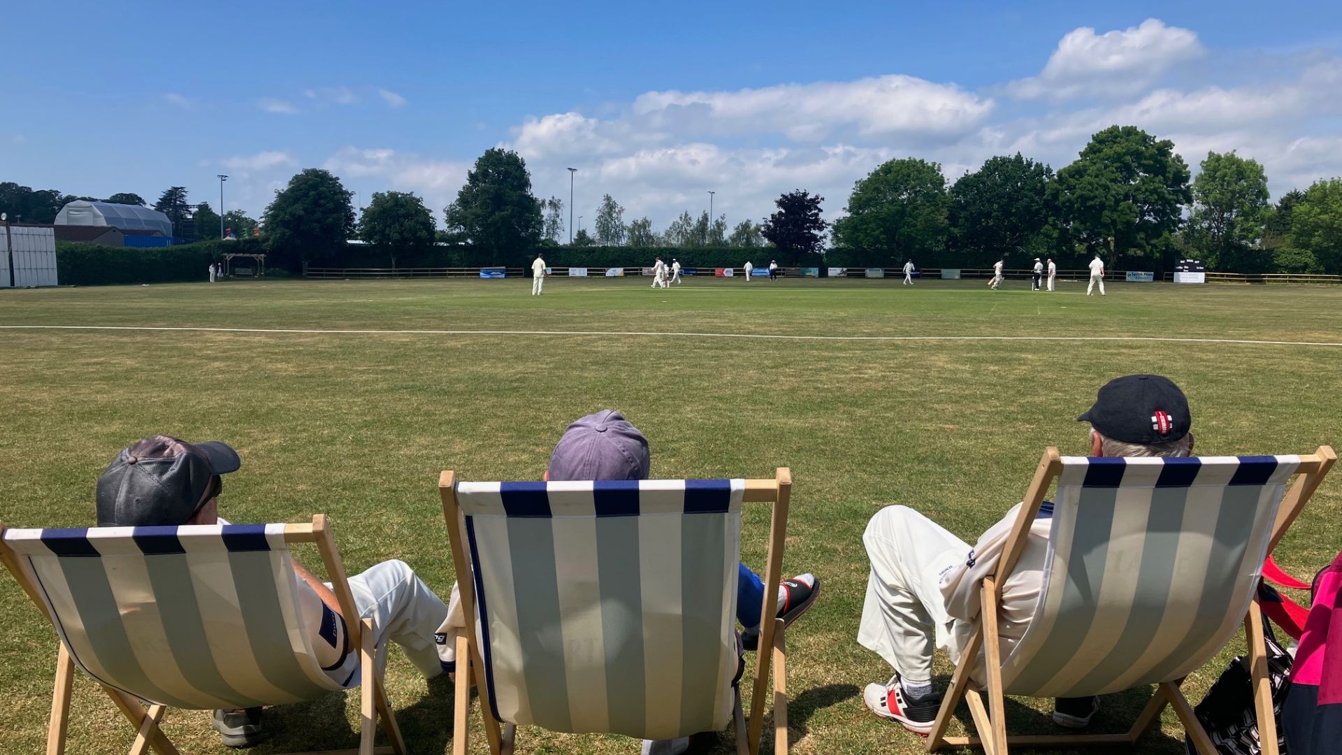 Fairford Squeeze Past Chipping Sodbury By 1 Wicket in GCL