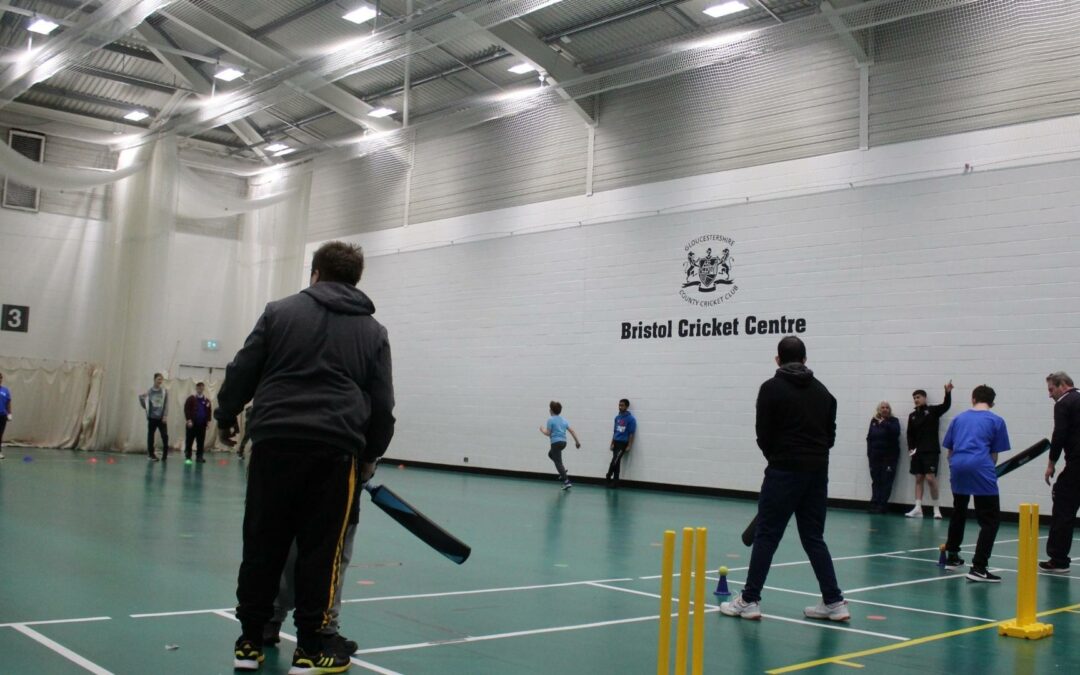 Super 1s in Glos and Wilts making new friends at County Ground